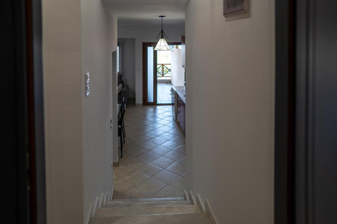 Sea View Apartment Grek Nea 2 Nea Roda Esterno foto